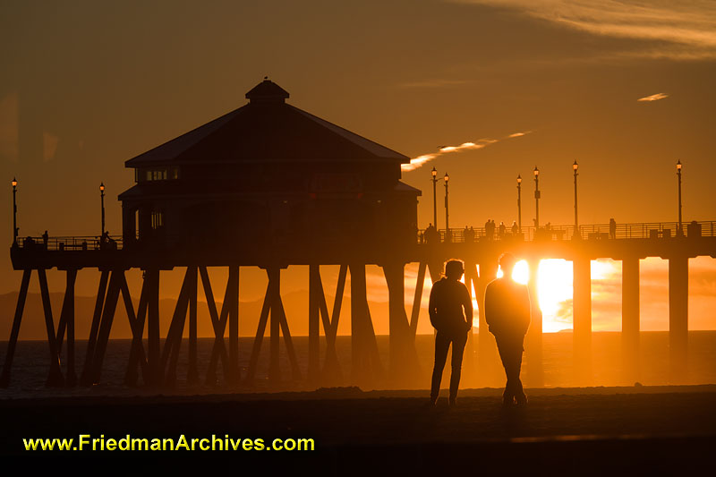 sunset,pier,large,giant,sunrise,scenic,600mm,silhouette,friends,talking,relaxing,walking,beach,enjoying,